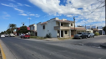 9_2835 | CASA VENTA Blvd. Canuto Ibarra, esquina con Calle Palma | Realhaus