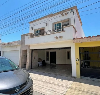 10_2648 | CASA DE DOS PLANTAS | HeroSuite.io Oficial