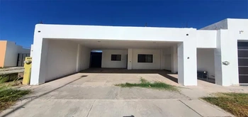 13_2695 | En Renta bonita Casa Una Planta, Ampliación Viñedos | Realhaus