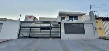 13_2601 | En Renta Consultorios u Oficinas Nuevas, Sector Fátima | HeroSuite.io Oficial