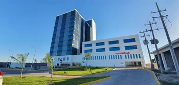13_1958 | En Renta excelente Local Comercial nuevo, Hospital MAC. | HeroSuite.io Oficial