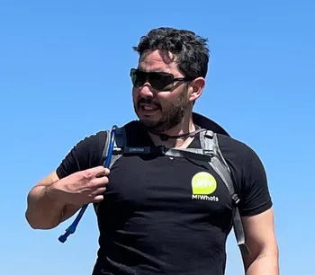 René Sandoval | HeroSuite.io Oficial