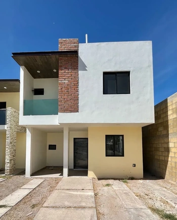 5_2802 | CASA NUEVA EN VENTA PRIVADA VERSALLES | Realhaus