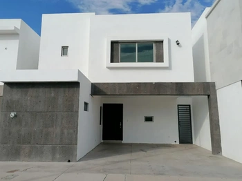 15_1857 | CASA EN RENTA NUEVA PRIV EL PEDREGAL ALCAZAR DEL COUNTRY | HeroSuite.io Oficial